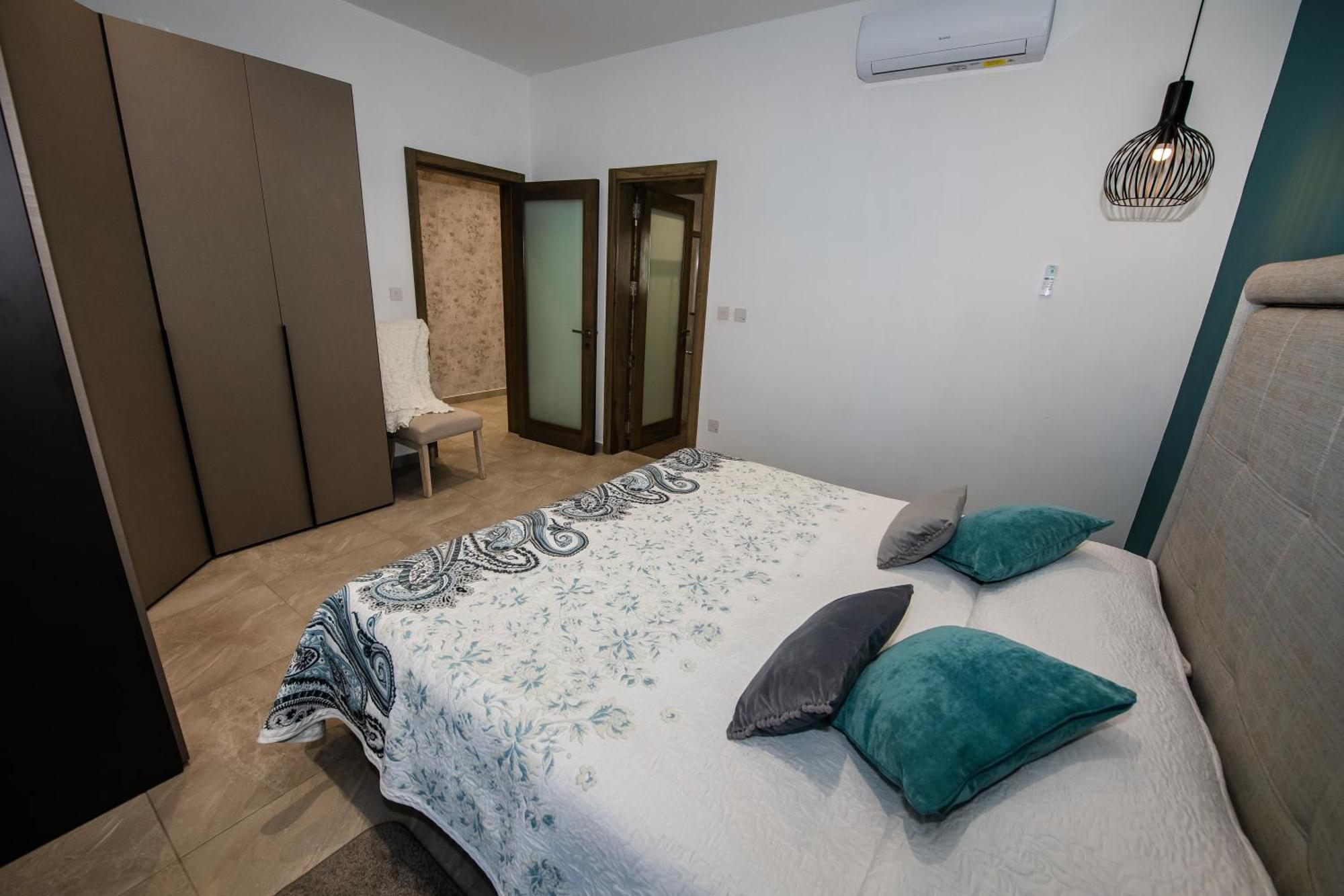 Clifftop Modern Apartment Mellieħa Zewnętrze zdjęcie